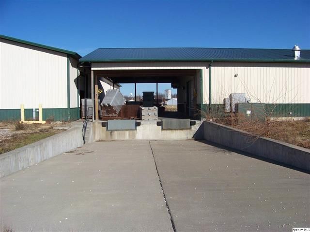 Big River Fish Corporation: 30402 State Highway 107, Griggsville, IL 62340